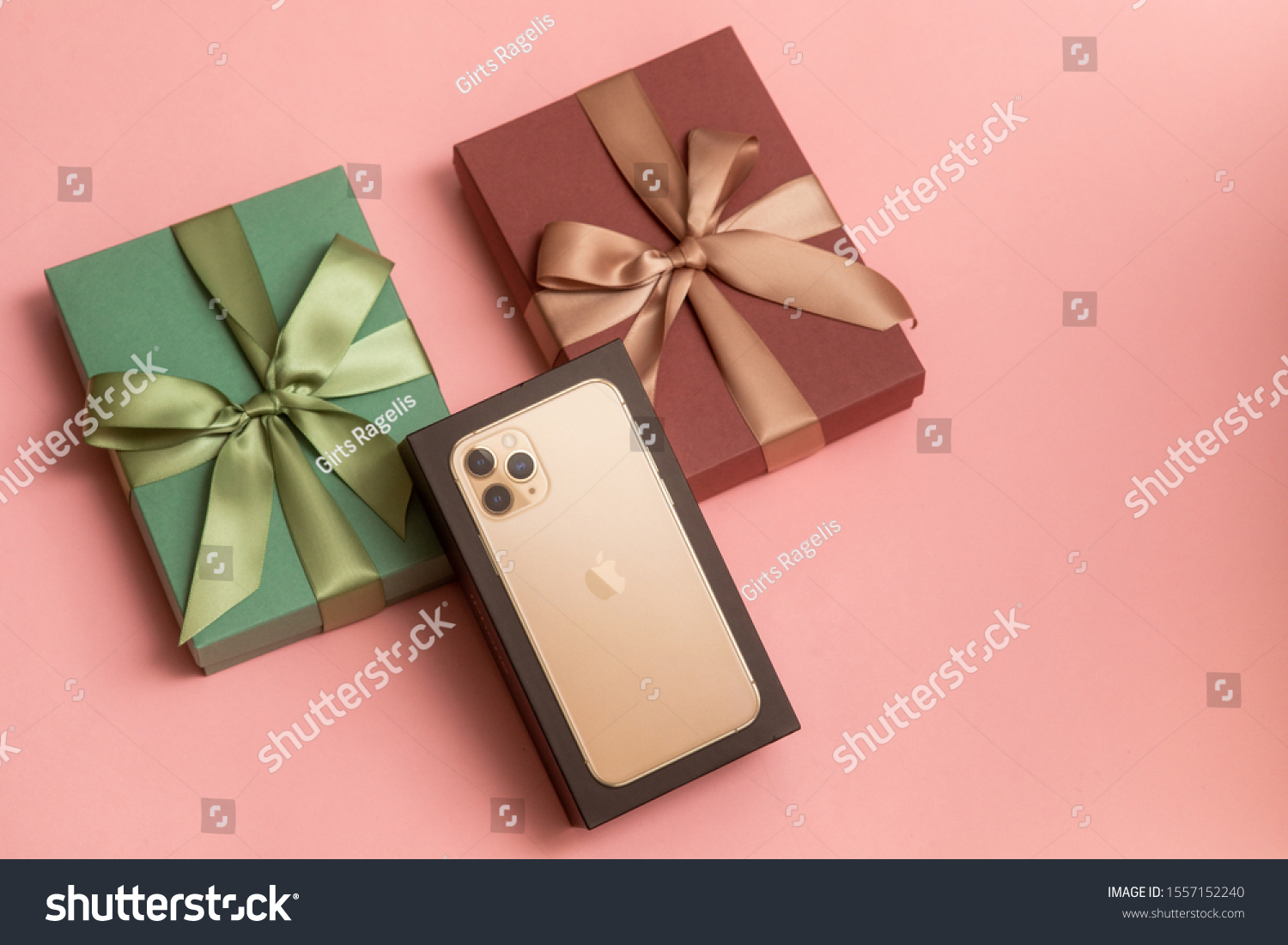 iphone-gift-box-images-stock-photos-vectors-shutterstock