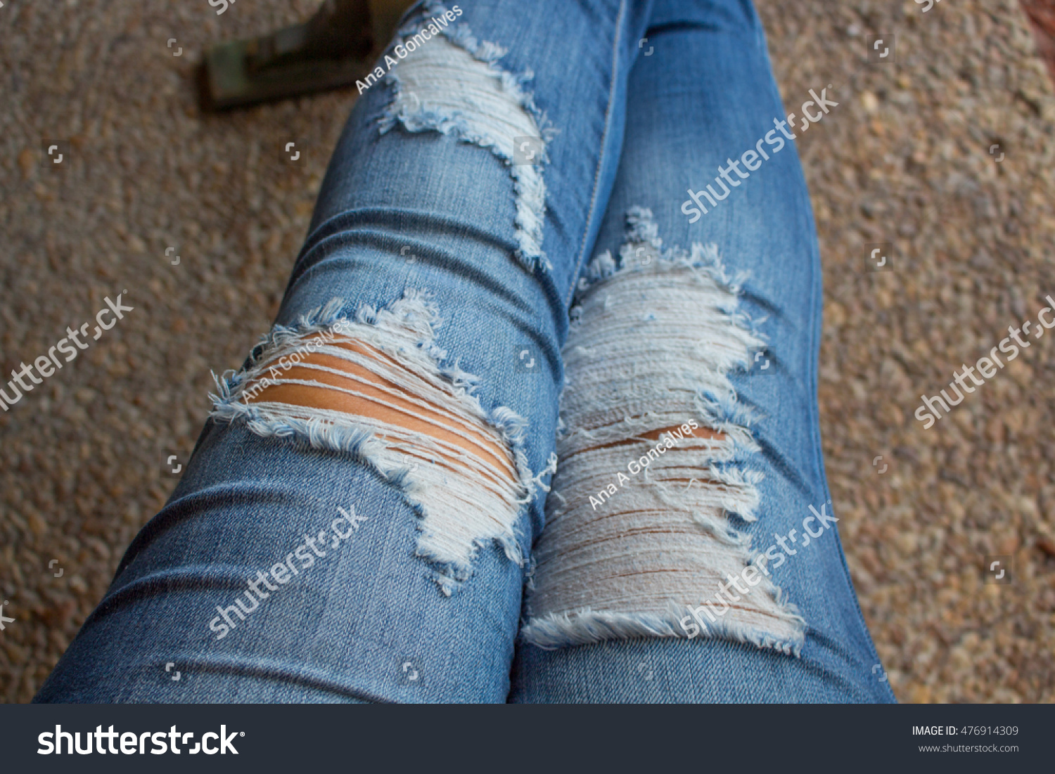 ana ripped jeans