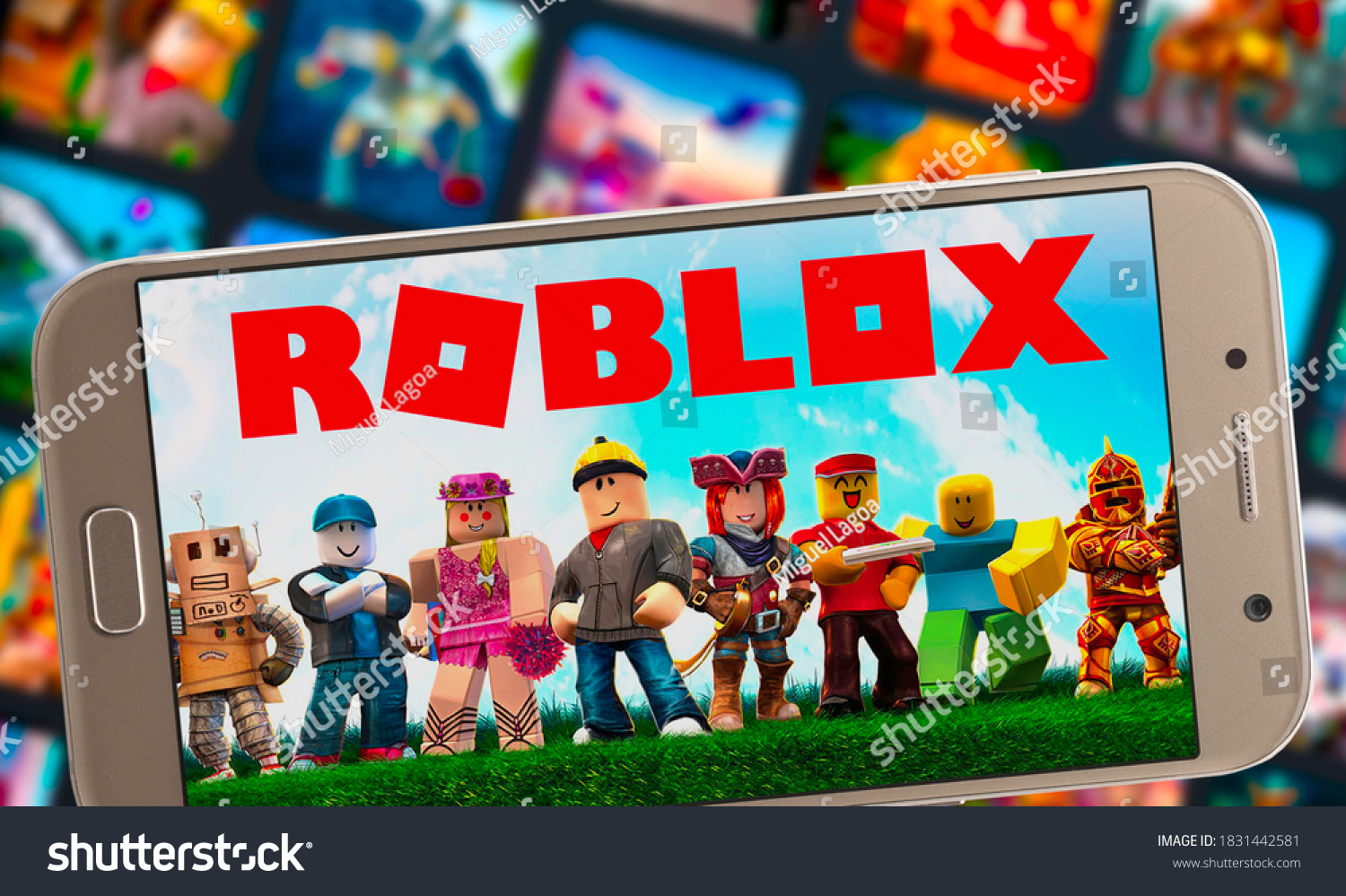 Roblox Notebook Screen Sao Paulo Brazil Stock Photo Edit Now 1831442581 - edit roblox games on mobile