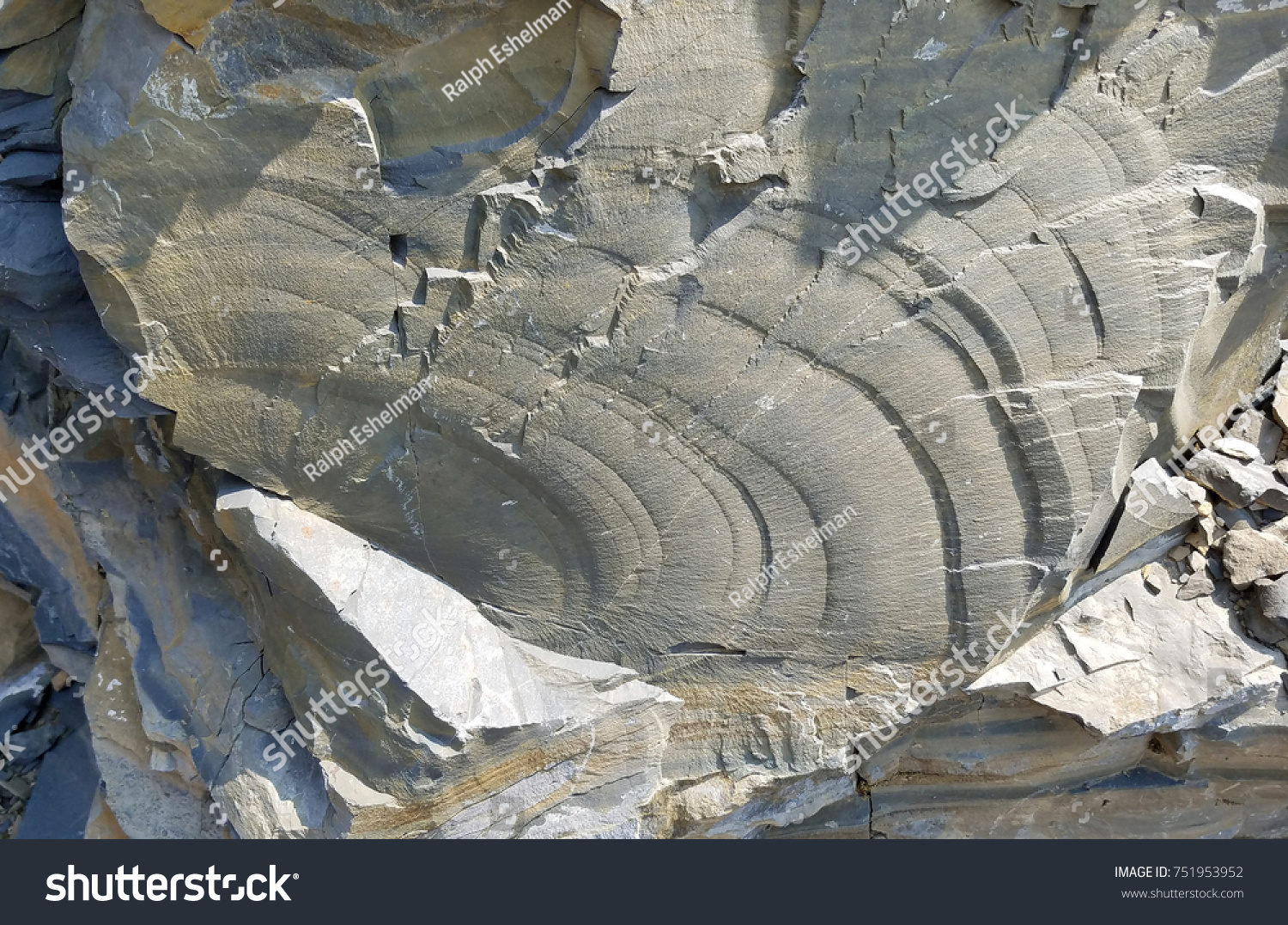 58-conchoidal-fracture-images-stock-photos-vectors-shutterstock