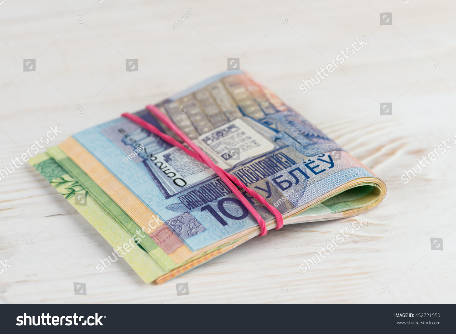 New money in Belarus (photo) New money in Belarus (photo)