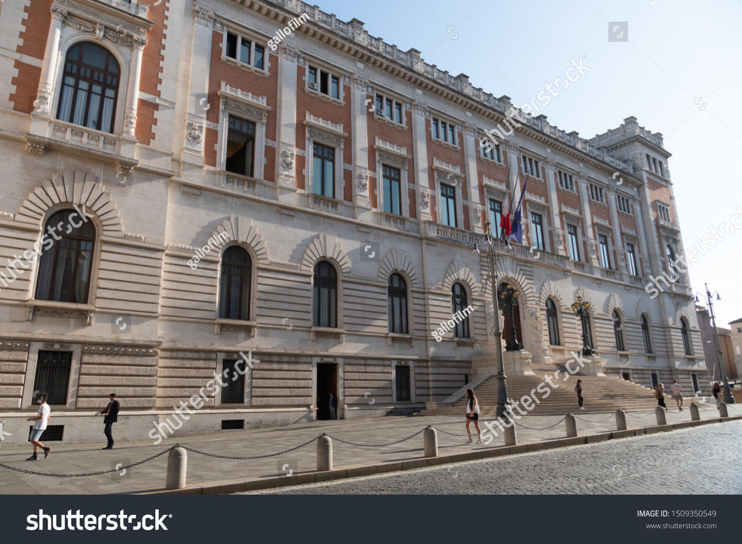 616 Chamber of deputies of italy Images, Stock Photos & Vectors ...