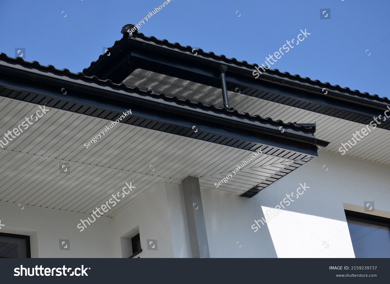 Roof Overhang Rain Gutter System Stock Photo 2159239737 | Shutterstock