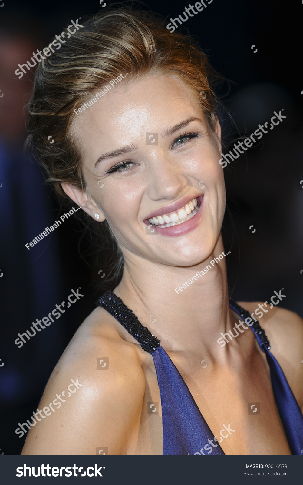 Rosie Huntingtonwhiteley Arrives Thetransformers 3 Dark Stock Photo ...