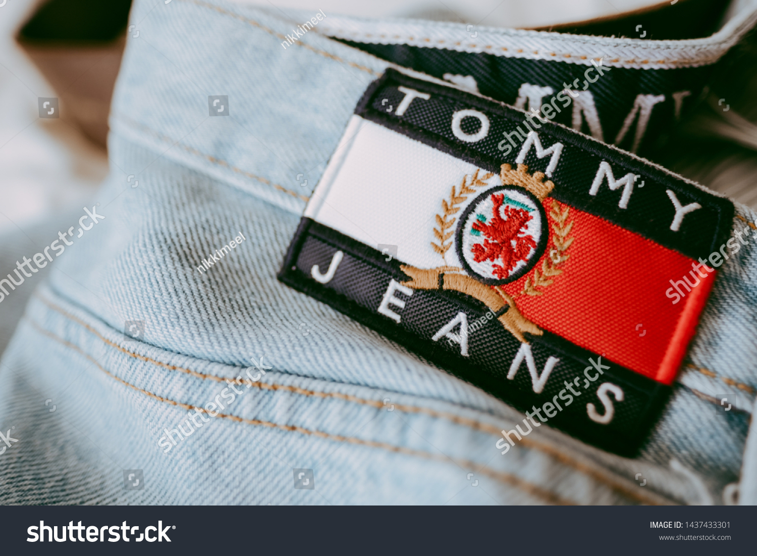 tommy jeans russia