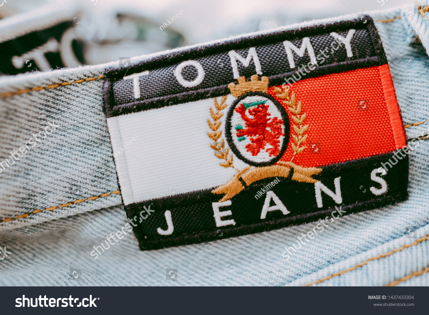 tommy jeans russia