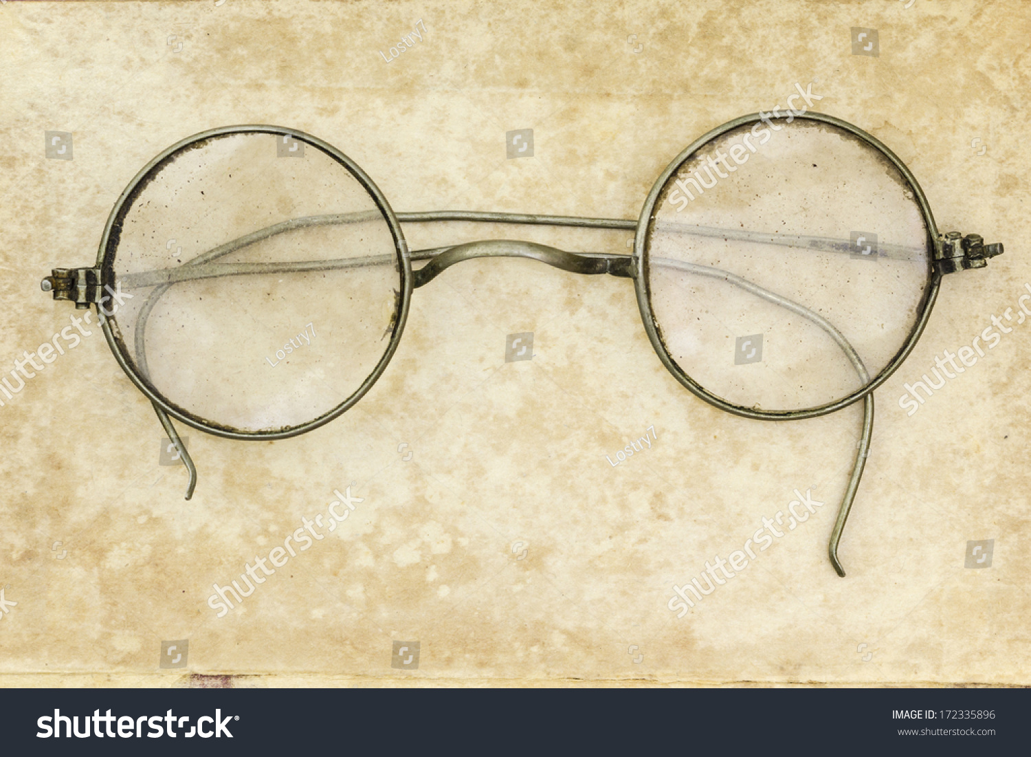 old circle glasses