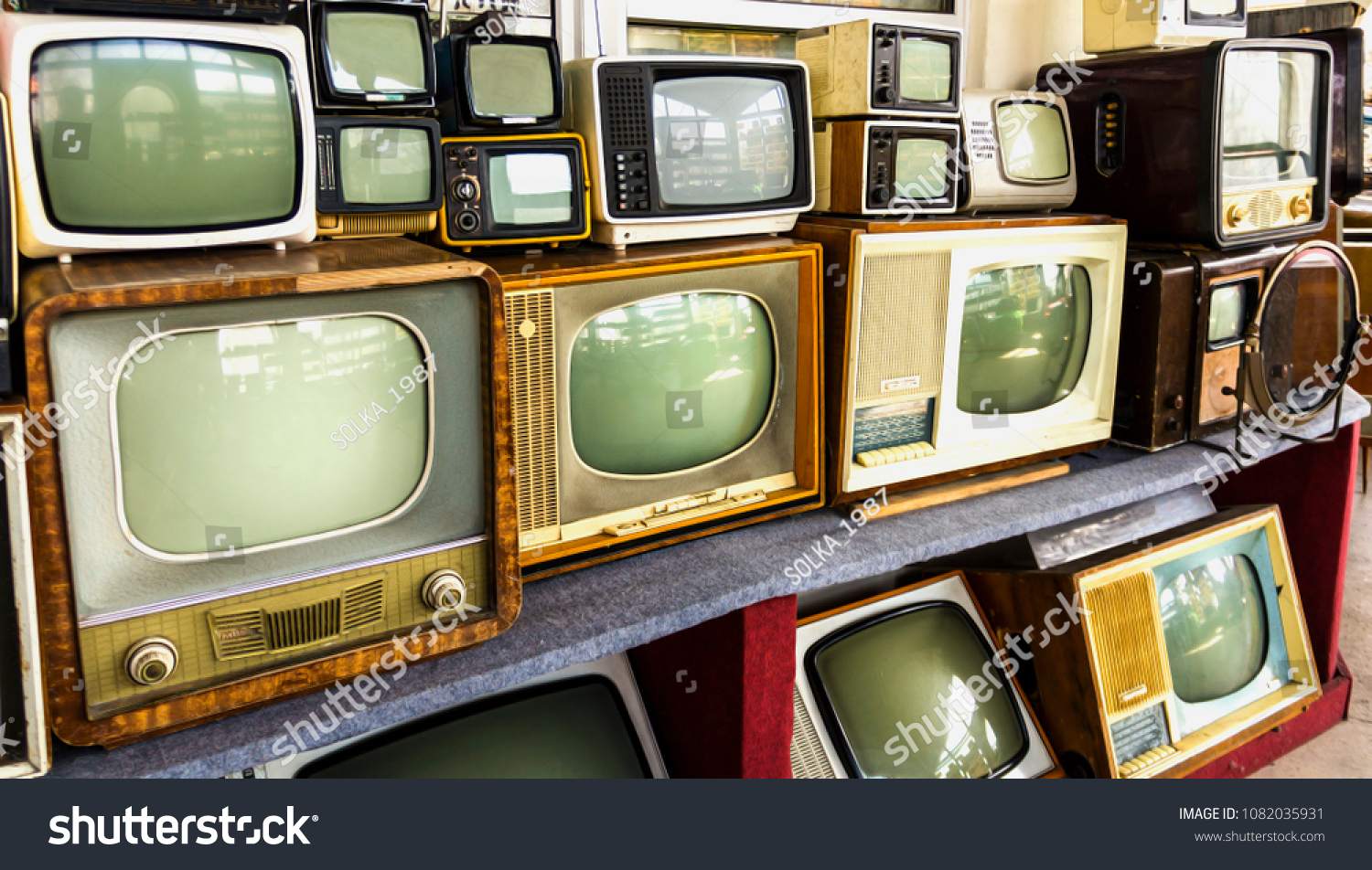 Rows Old Tvs First Televisions Tubetype Stock Photo Edit Now