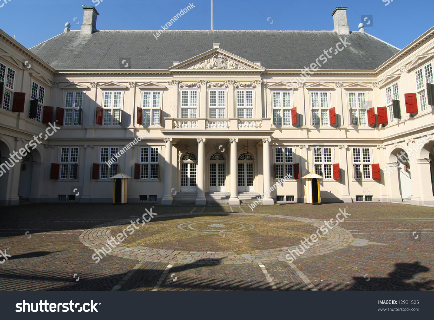 Royal Palace Noordeinde In The Hague, Holland Stock Photo 12931525 ...