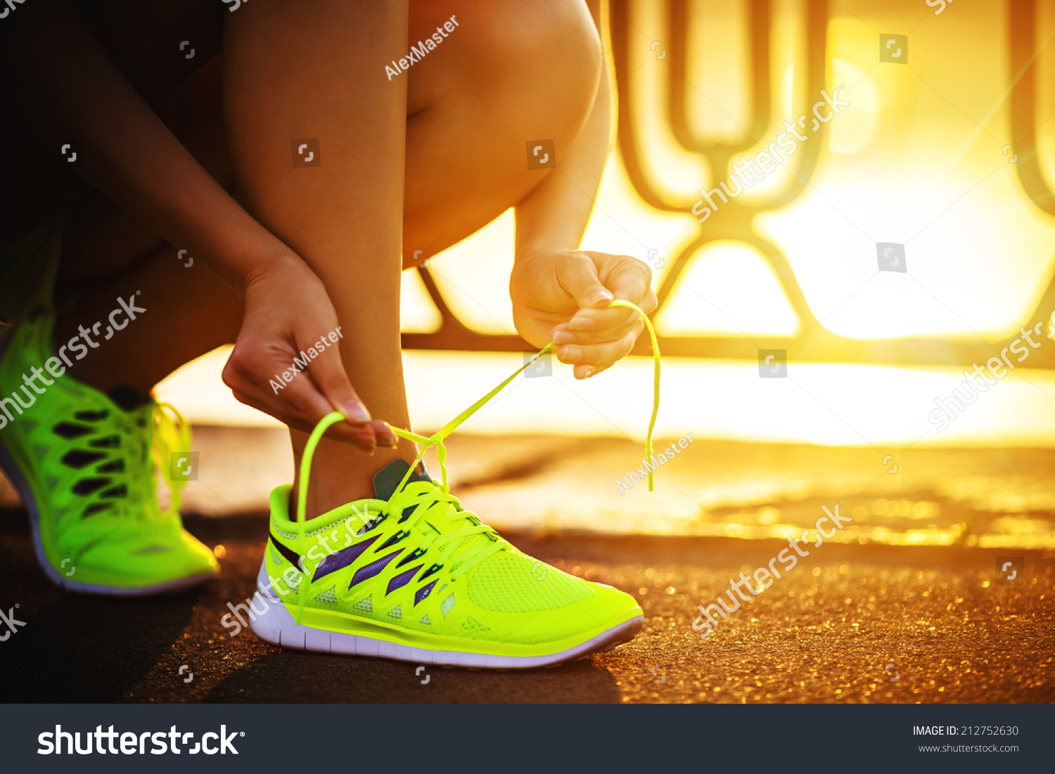 sepatuwani-taterbaru: Athletes Running Shoes Images