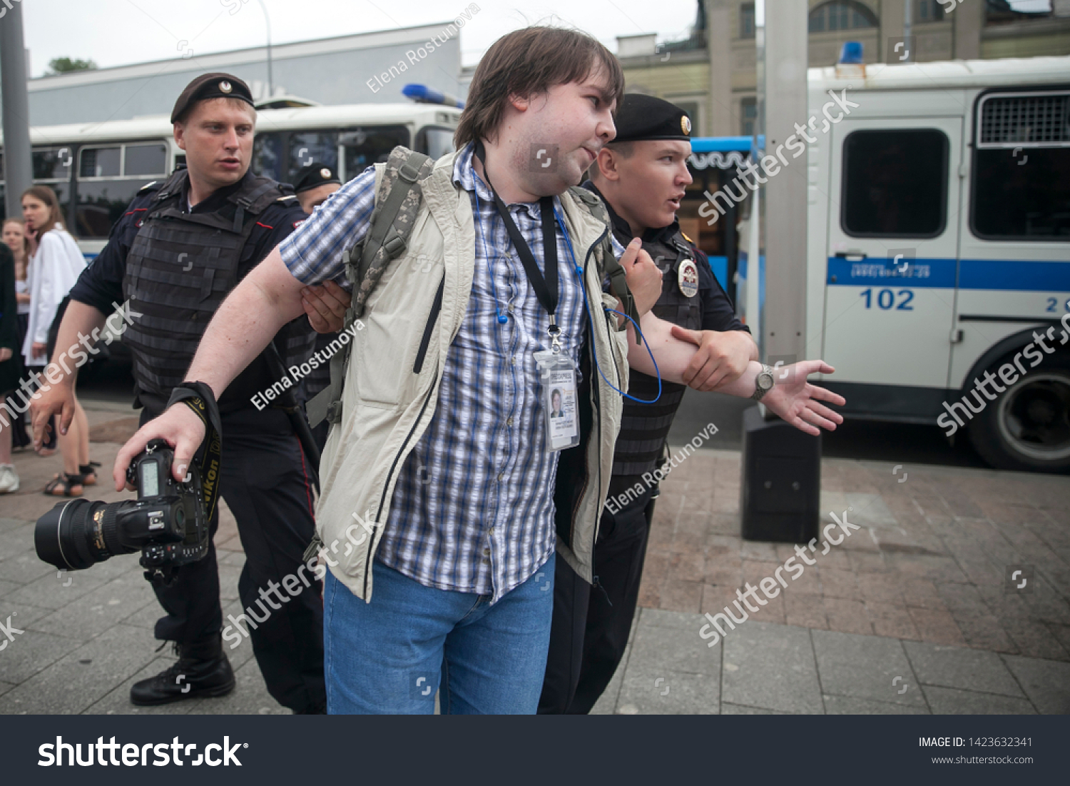 848 Journalist Arrested Images, Stock Photos & Vectors | Shutterstock