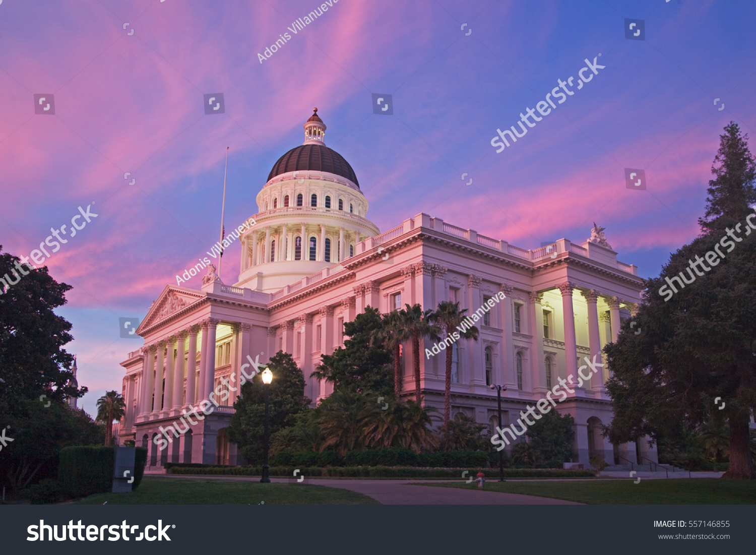 Sacramento Ist Die Hauptstadt Von Kalifornien Stockfoto Jetzt Bearbeiten