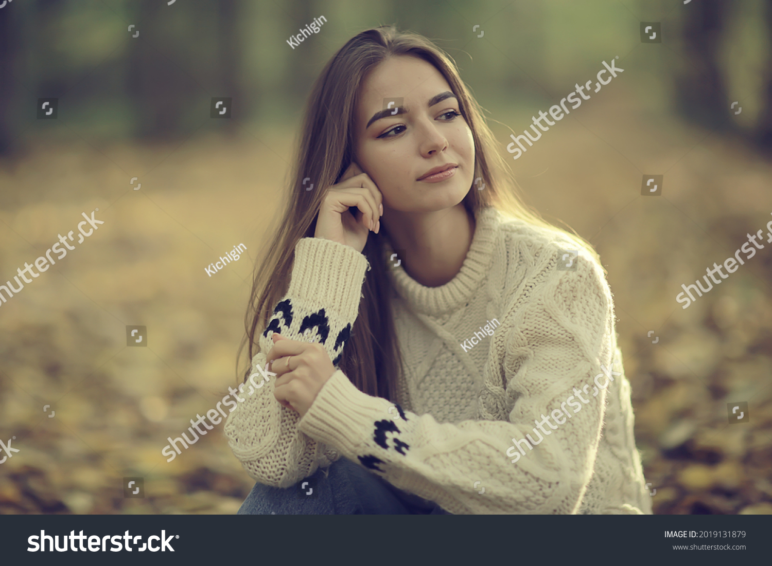 Sad Girl Autumn Park Stress Loneliness Stock Photo 2019131879 ...