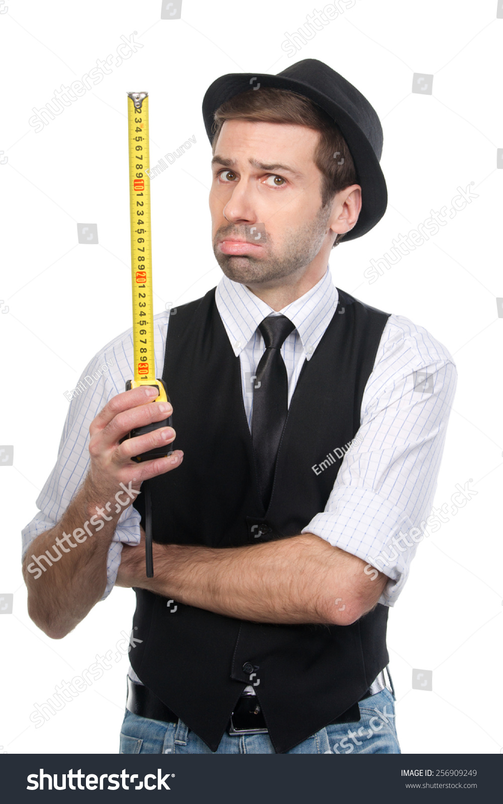 how to measure for a hat for a man