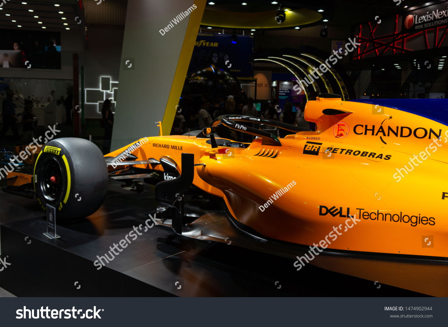 View Mclaren F1 Car Side View Background