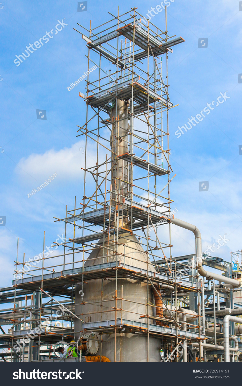 Scaffolding Installation Flare Stack Oil Gas Stock Photo Edit Now 720914191