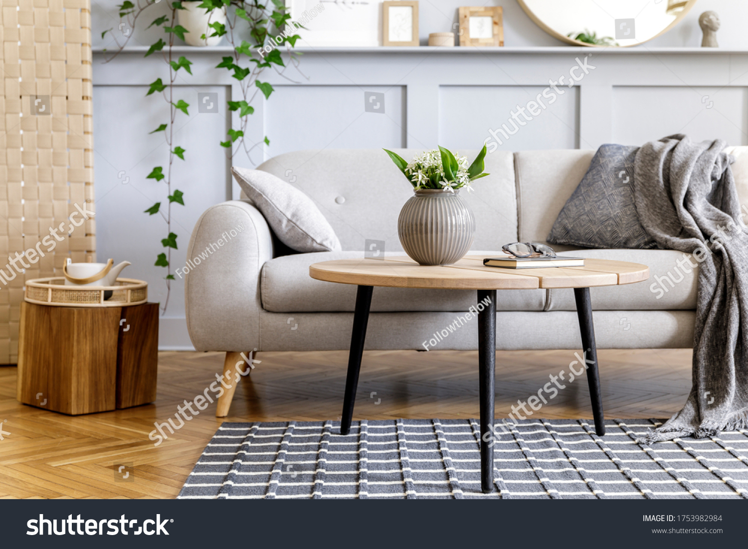 Home Staging Afbeeldingen Stockfotos En Vectoren Shutterstock