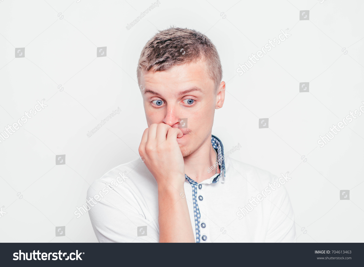 526 Nervous man biting his fingernails Images, Stock Photos & Vectors ...