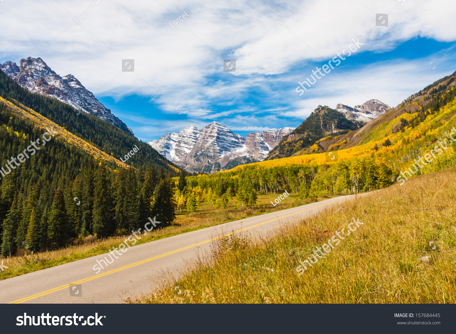 Scenic Drive Maroon Bells Autumnmaroon Bells Stock Photo 157684445 ...