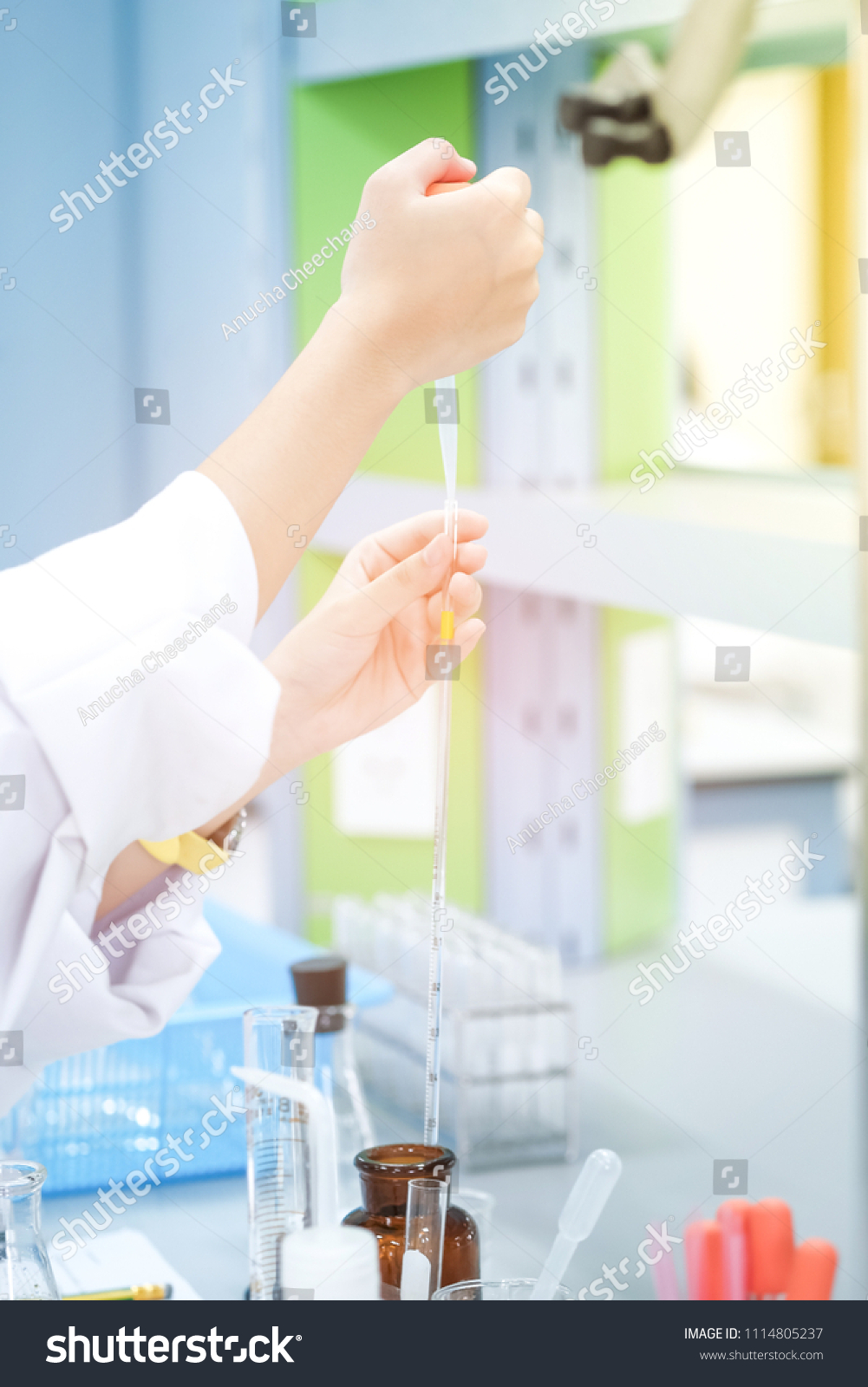 Scientist Working Laboratory Glassware Scientist Titration Stock Photo 1114805237 Shutterstock