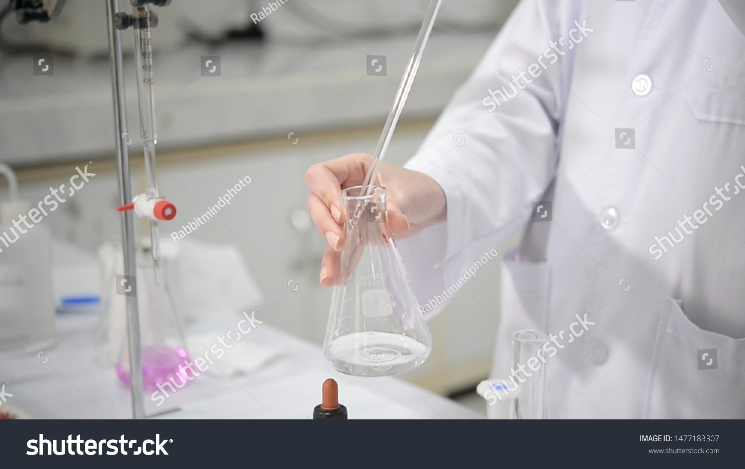 488 Pipettes titration Images, Stock Photos & Vectors Shutterstock