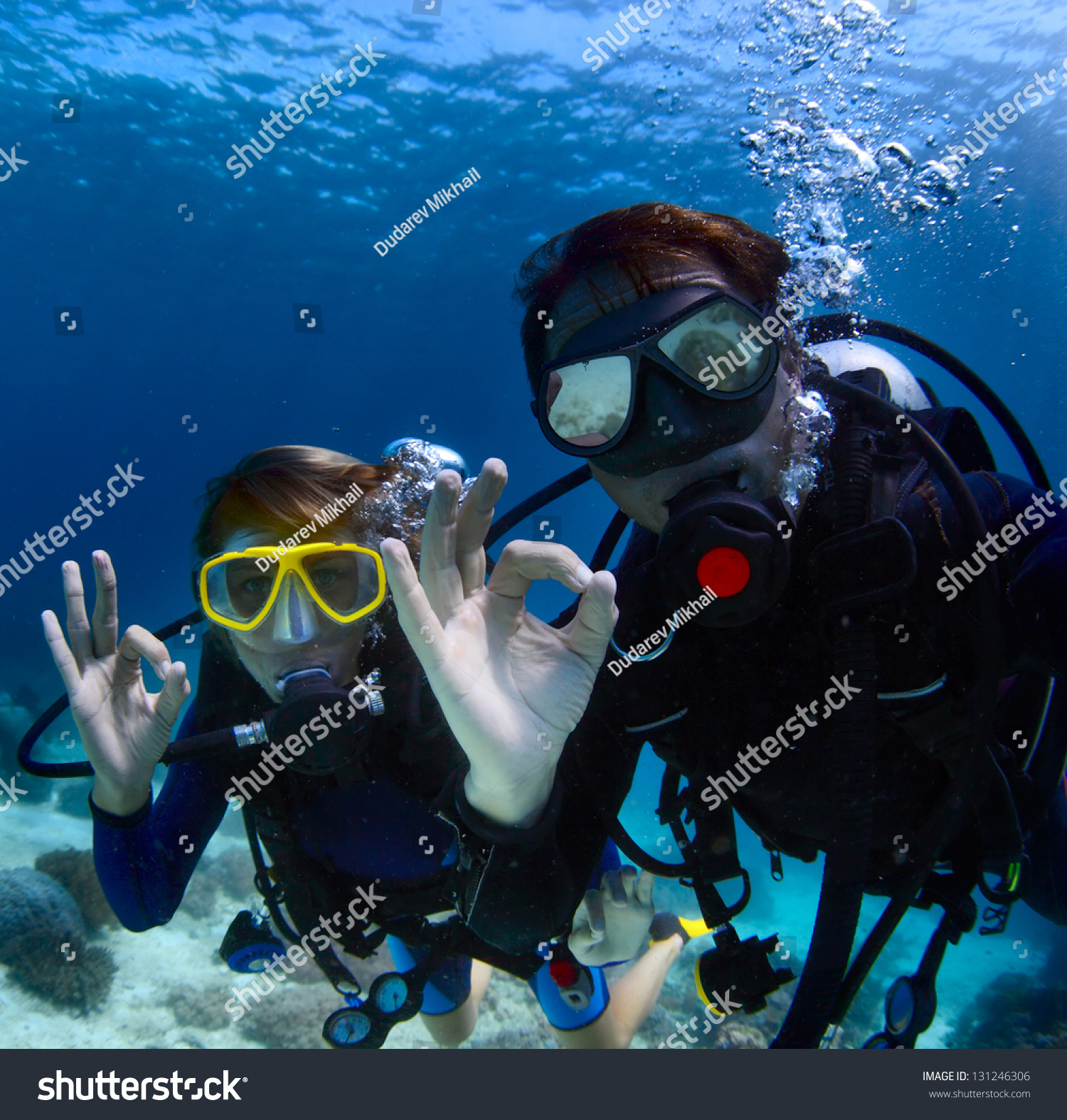 Scuba Divers Underwater Showing Ok Signal Stock Photo 131246306 ...