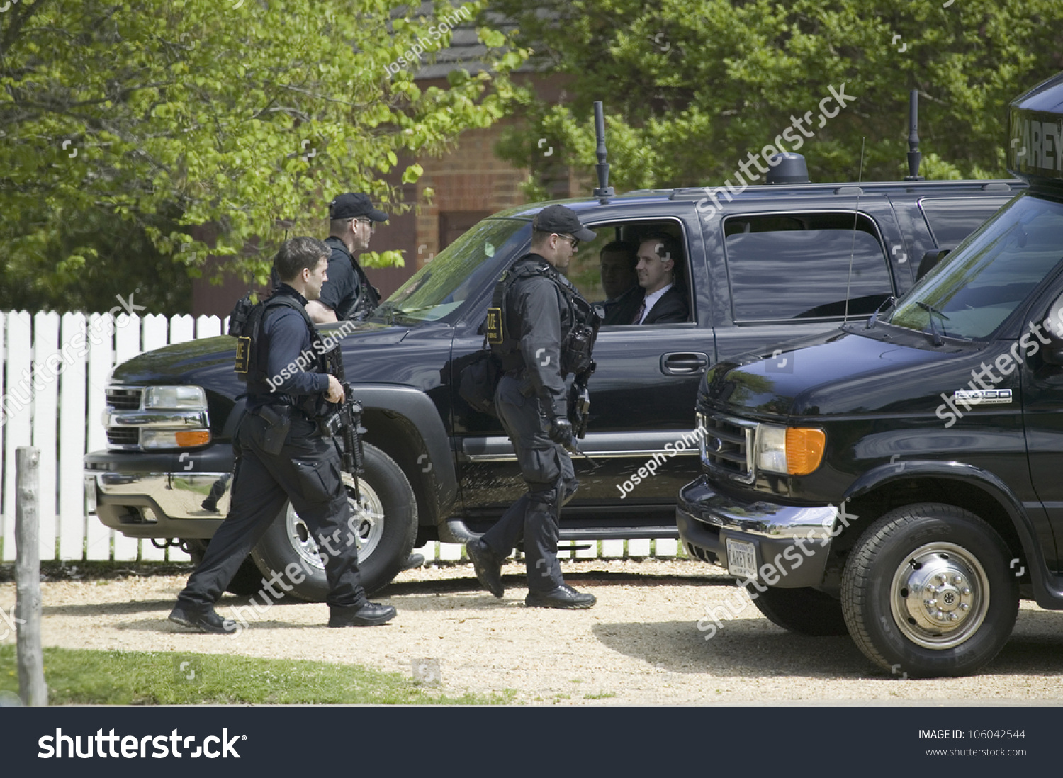 Secret Service Agents And Black Government Suv'S In Williamsburg ...