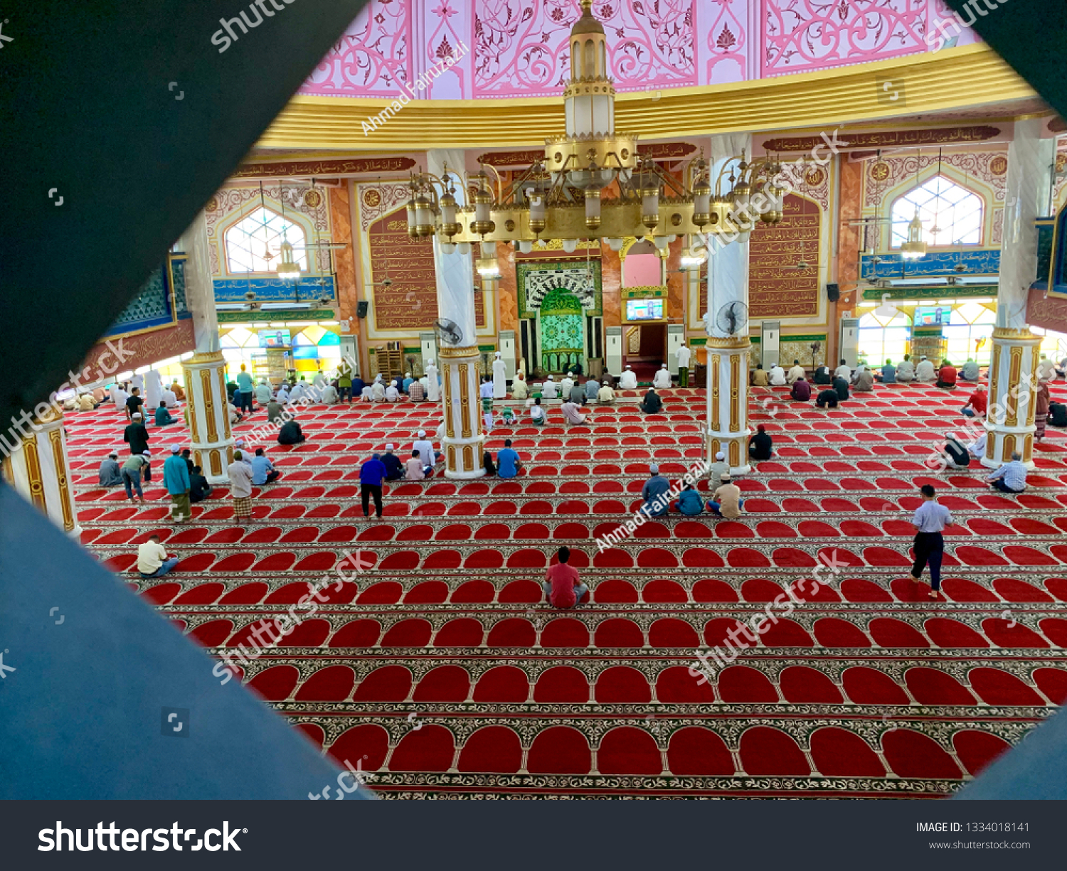 Selangormalaysia 8 March 2019 Beautiful Mosque Stock Photo Edit Now 1334018141