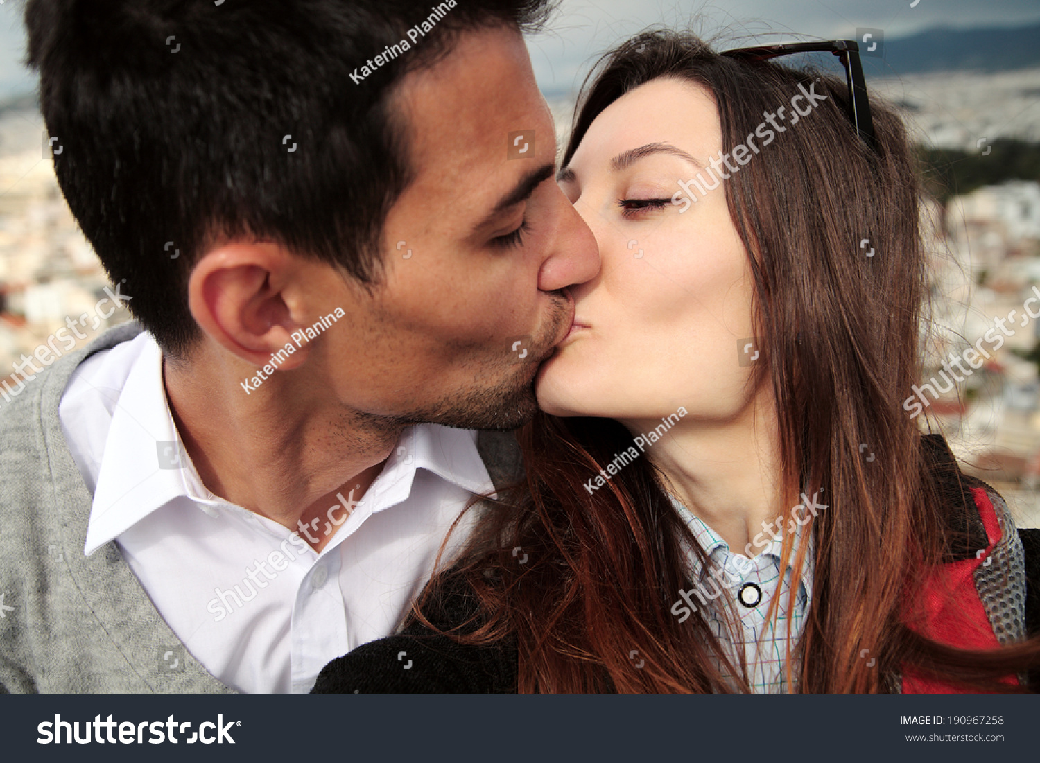 self shot kissing