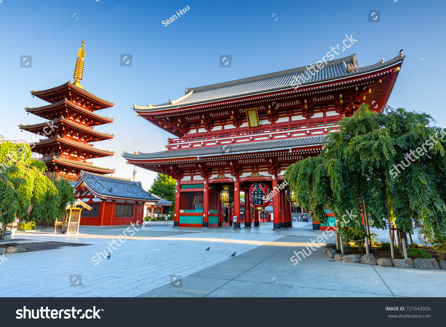 Sensoji-temple Images, Stock Photos & Vectors | Shutterstock