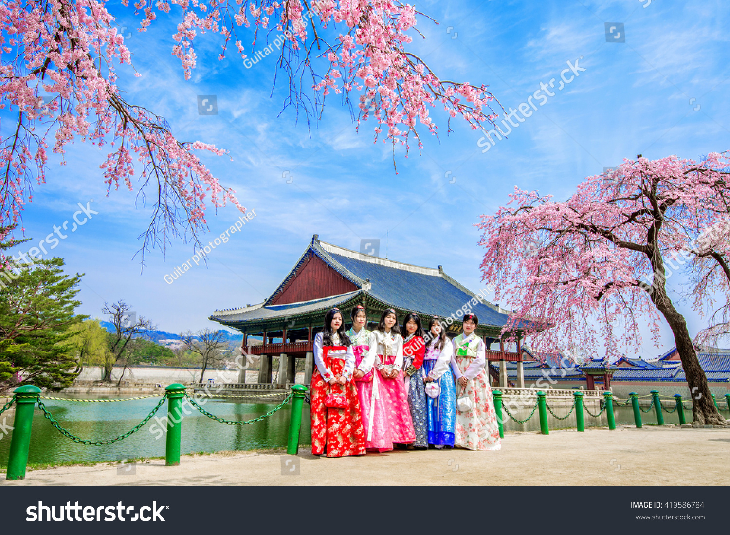 Seoul South Korea April 6 Gyeongbokgung Stock Photo ...