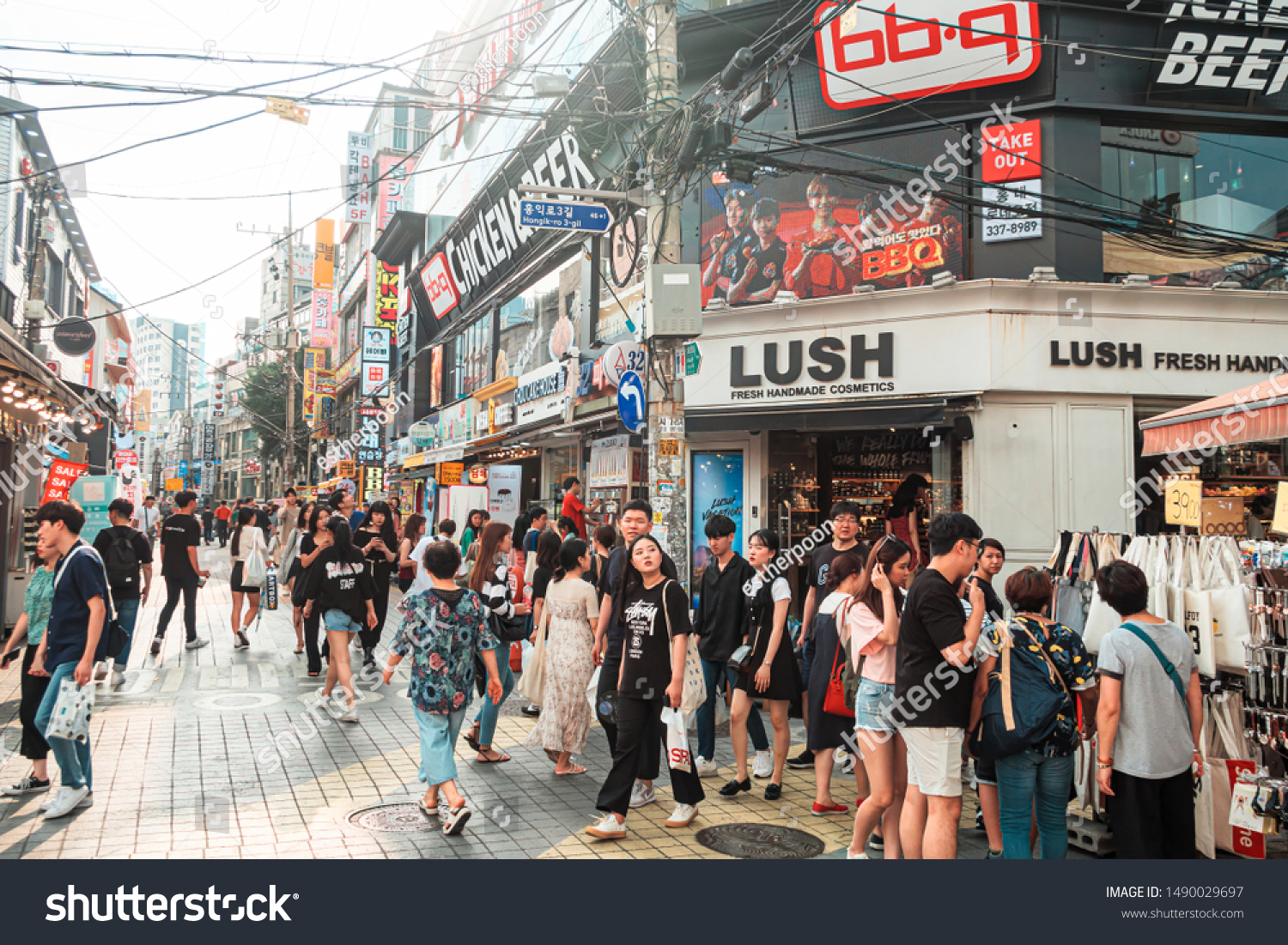 South Korea Street View Seoul South Korea 27 July 2019 Stock Photo 1490029697 | Shutterstock