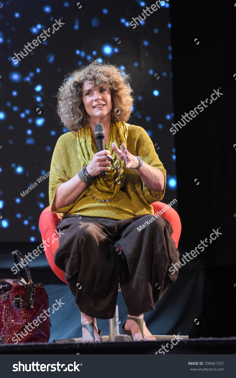 Vaikule is ready to perform in the Crimea for free, but with one condition 08/14/2018 70 Vaikule is ready to perform in the Crimea for free, but with one condition 08/14/2018 4