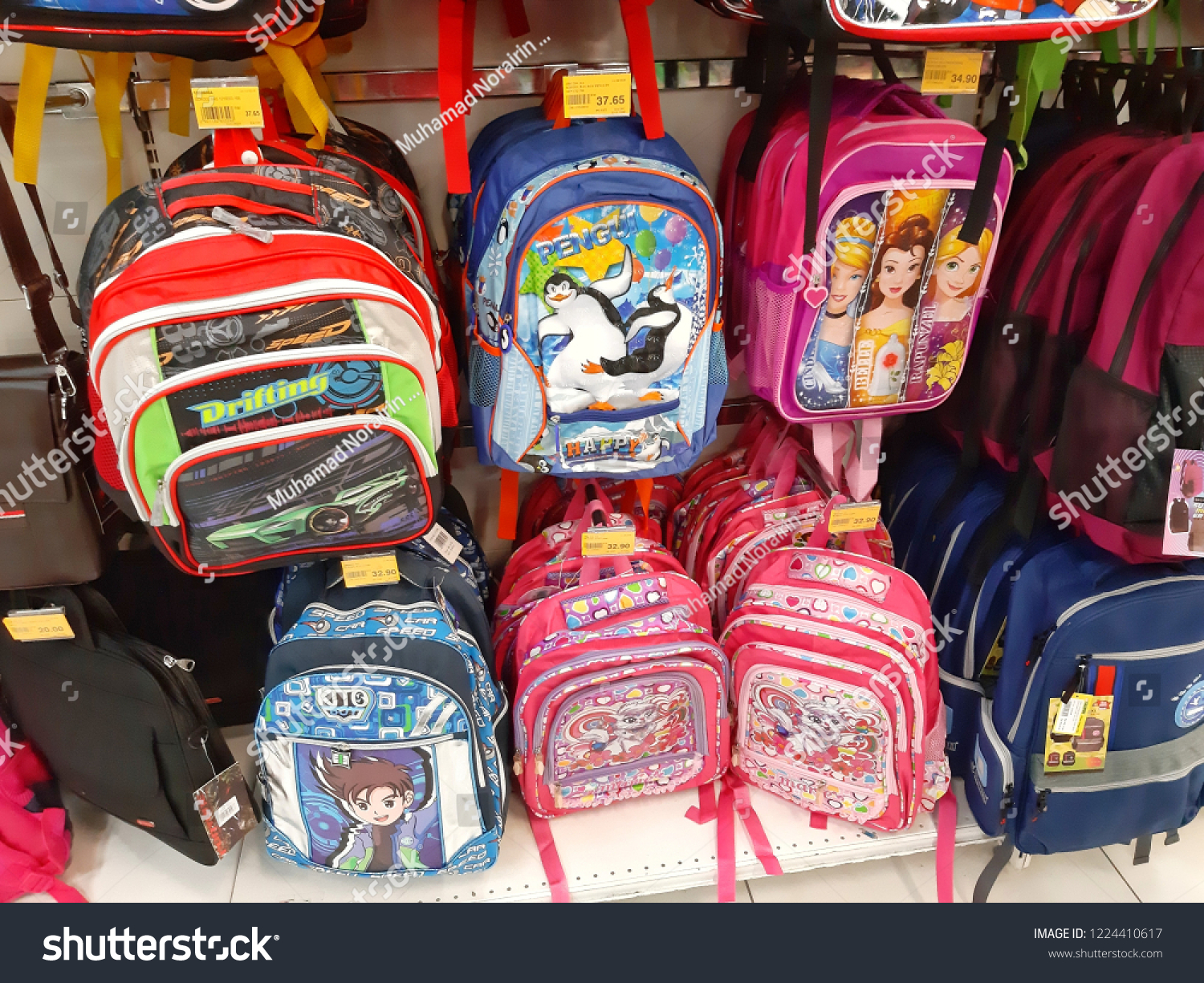 kids backpack malaysia