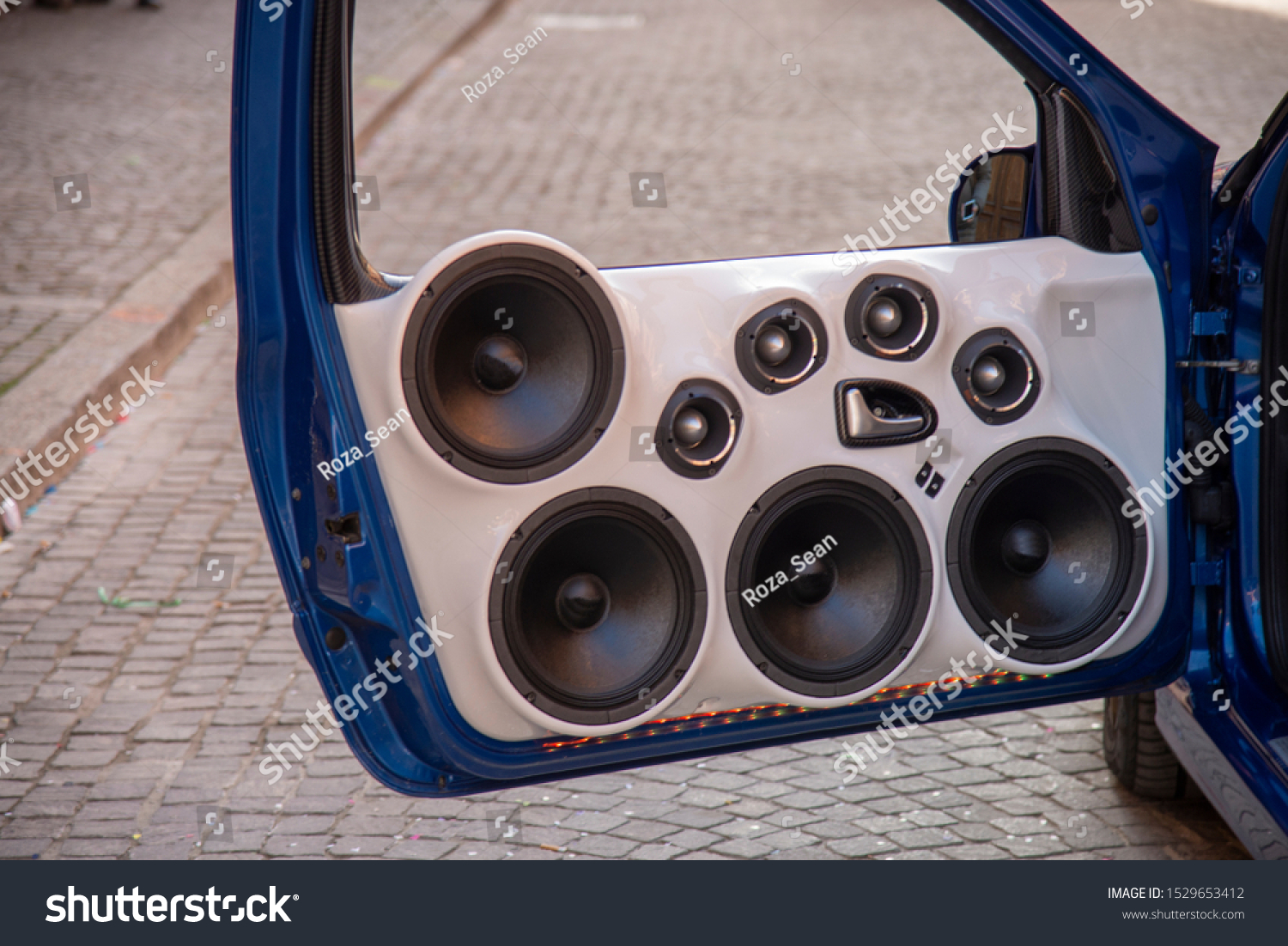 Set Eight Speakers Installed On Car Stock Photo 1529653412 Shutterstock