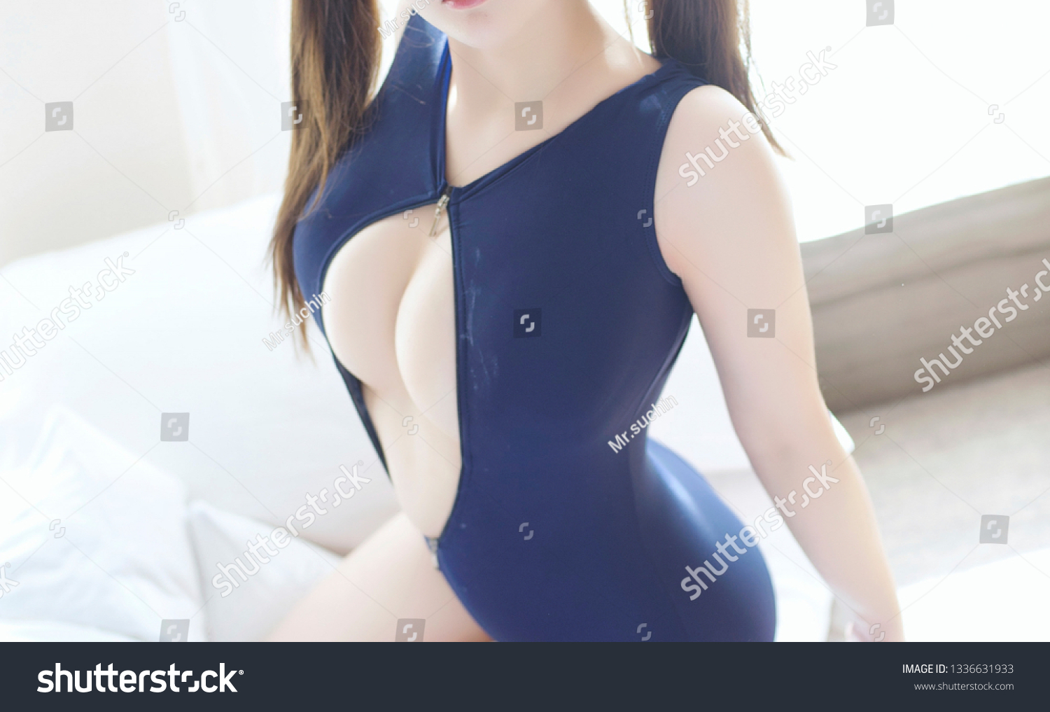 Sexy Asian Girl Pink Bikini Japanese库存照片1336631933 Shutterstock