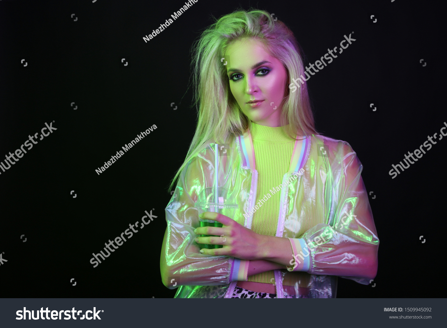 Sexy Blond Woman Neon Light Nightclub Foto De Stock 1509945092 Shutterstock 