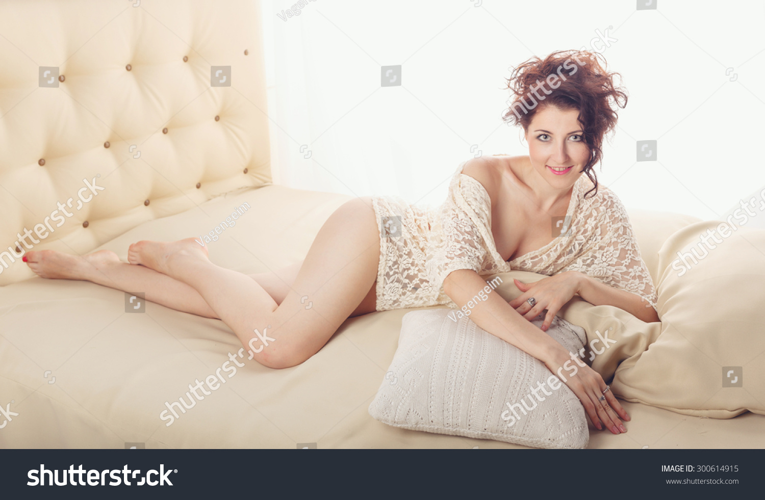 sexy girl lying on pillows bedroom 스톡 사진 300614915 shutterstock