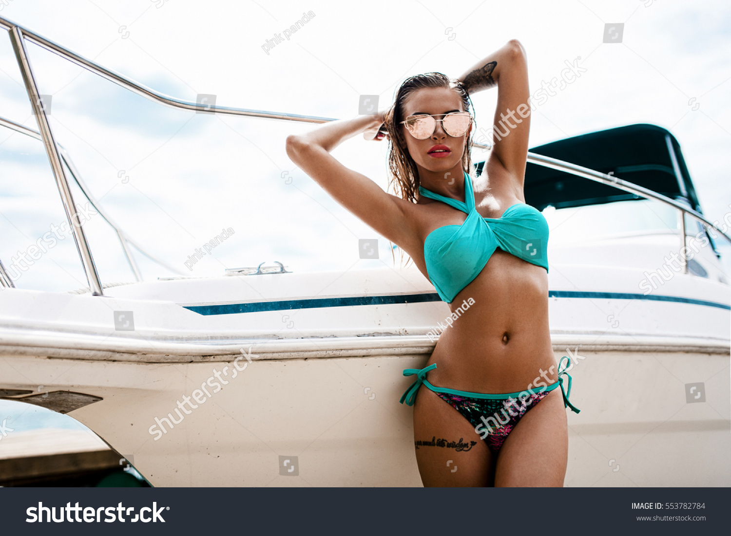 sexy girl on boat sex gallerie