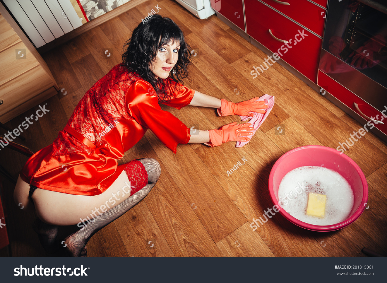 Sexy housewife photos