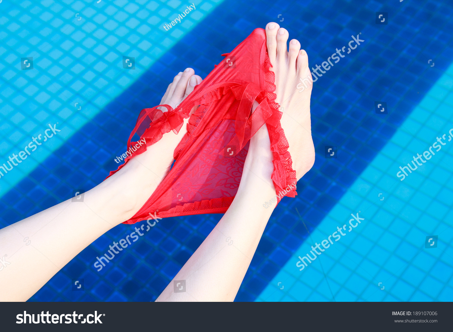 Sexy Legs Red Panty Pulling Down Foto Stock 189107006 Shutterstock