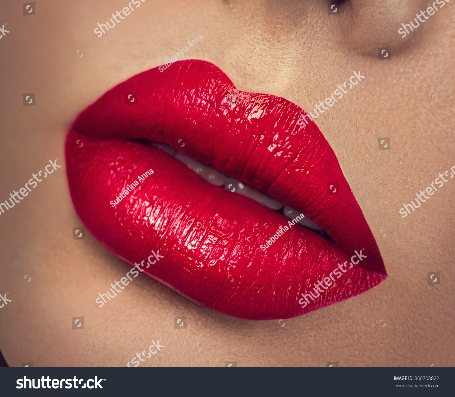 Sexy Lips Beauty Red Lips Makeup Foto Stock 350708822 Shutterstock 4020