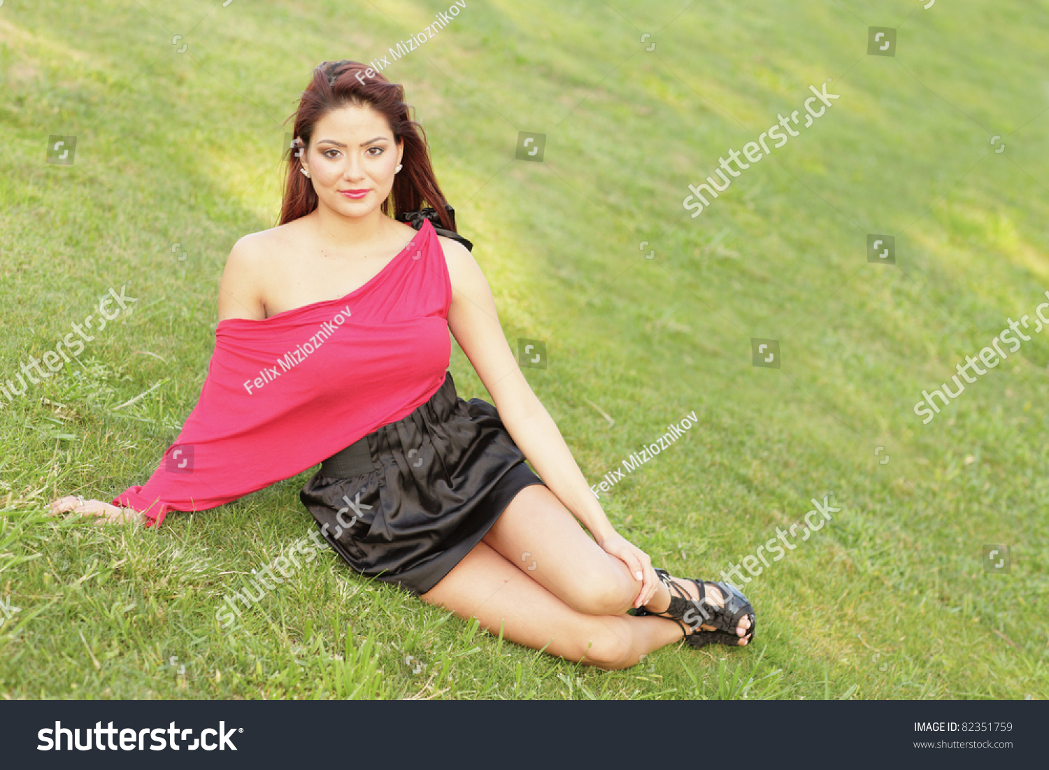 Grass in erotic woman Dog fuck