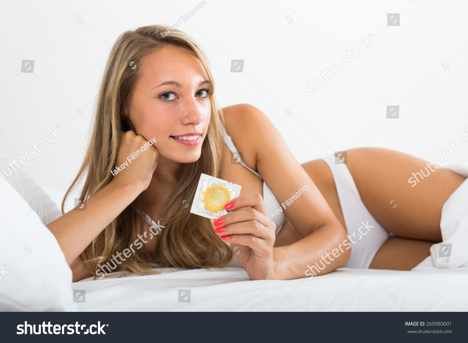 resident evil sex scene naked women with female condom
