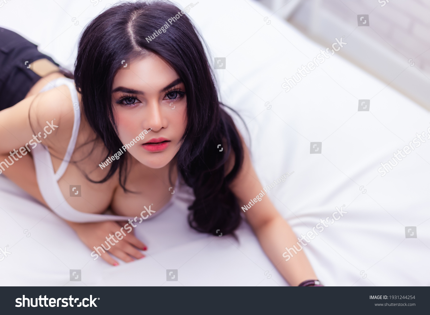 83731 Imágenes De Sexy Girl Asia Imágenes Fotos Y Vectores De Stock Shutterstock 2389