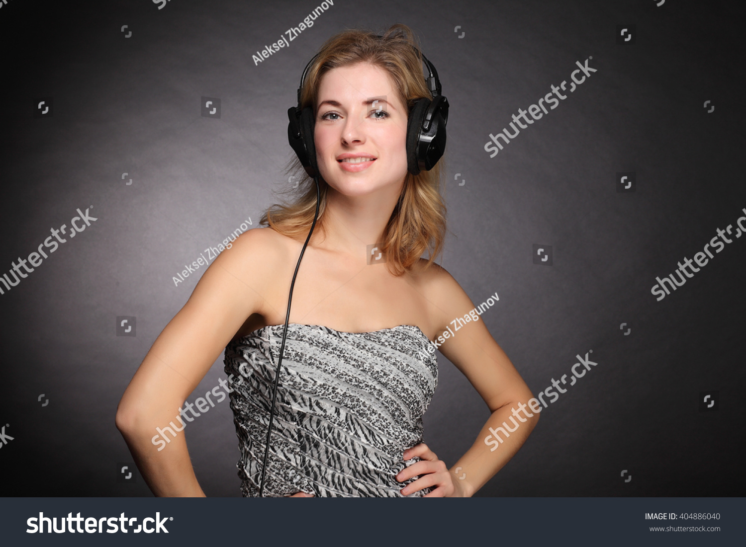 Sexy Young Woman Listening Music Using Stock Photo 404886040 | Shutterstock