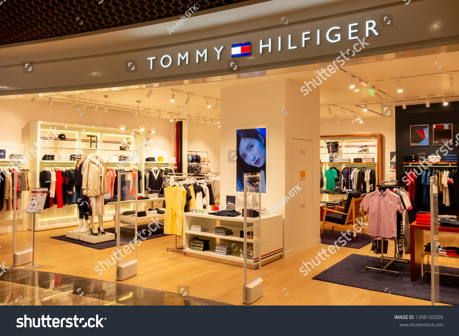 tommy hilfiger mall of asia