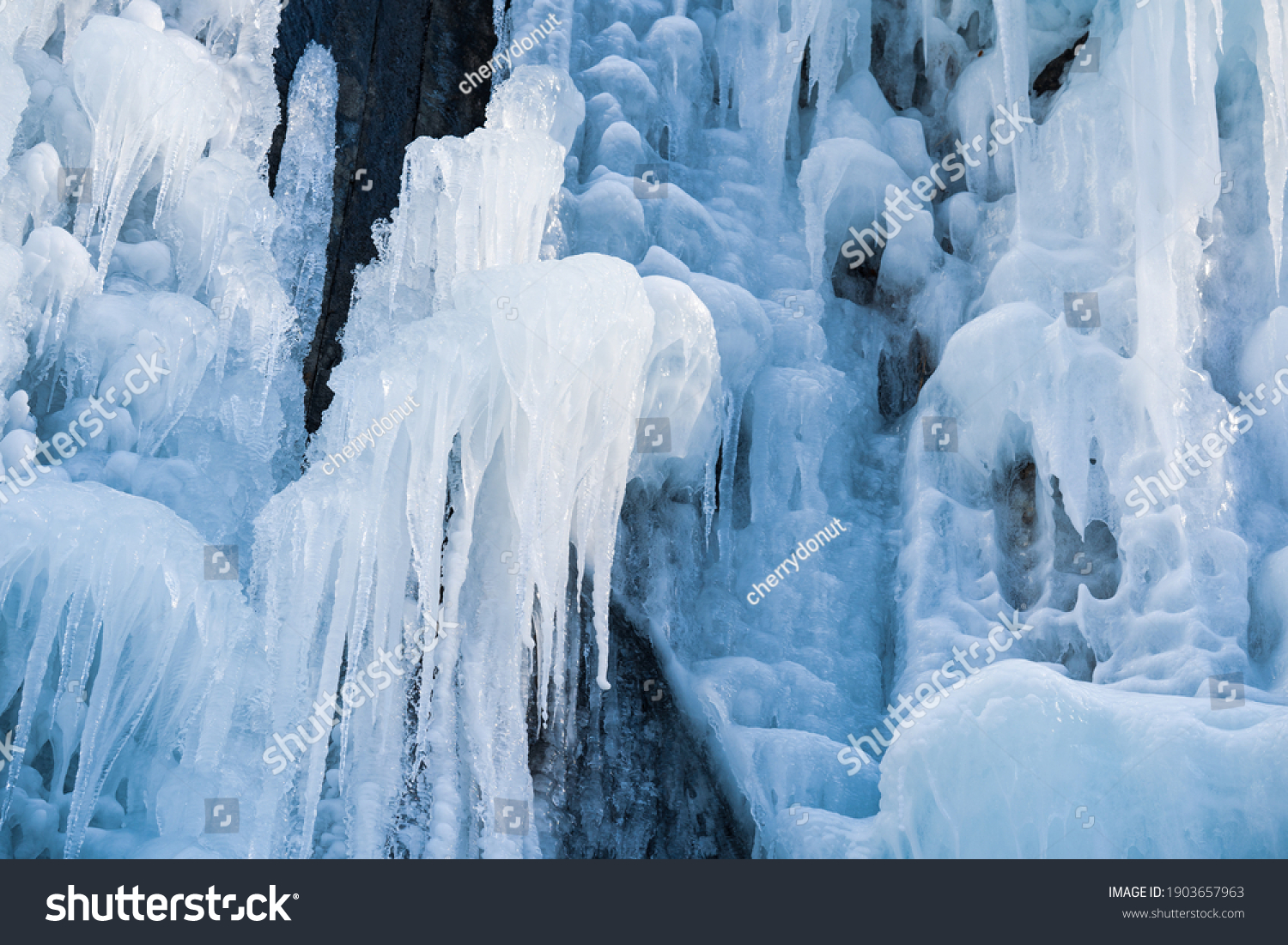 Ice-sickles Images, Stock Photos & Vectors | Shutterstock