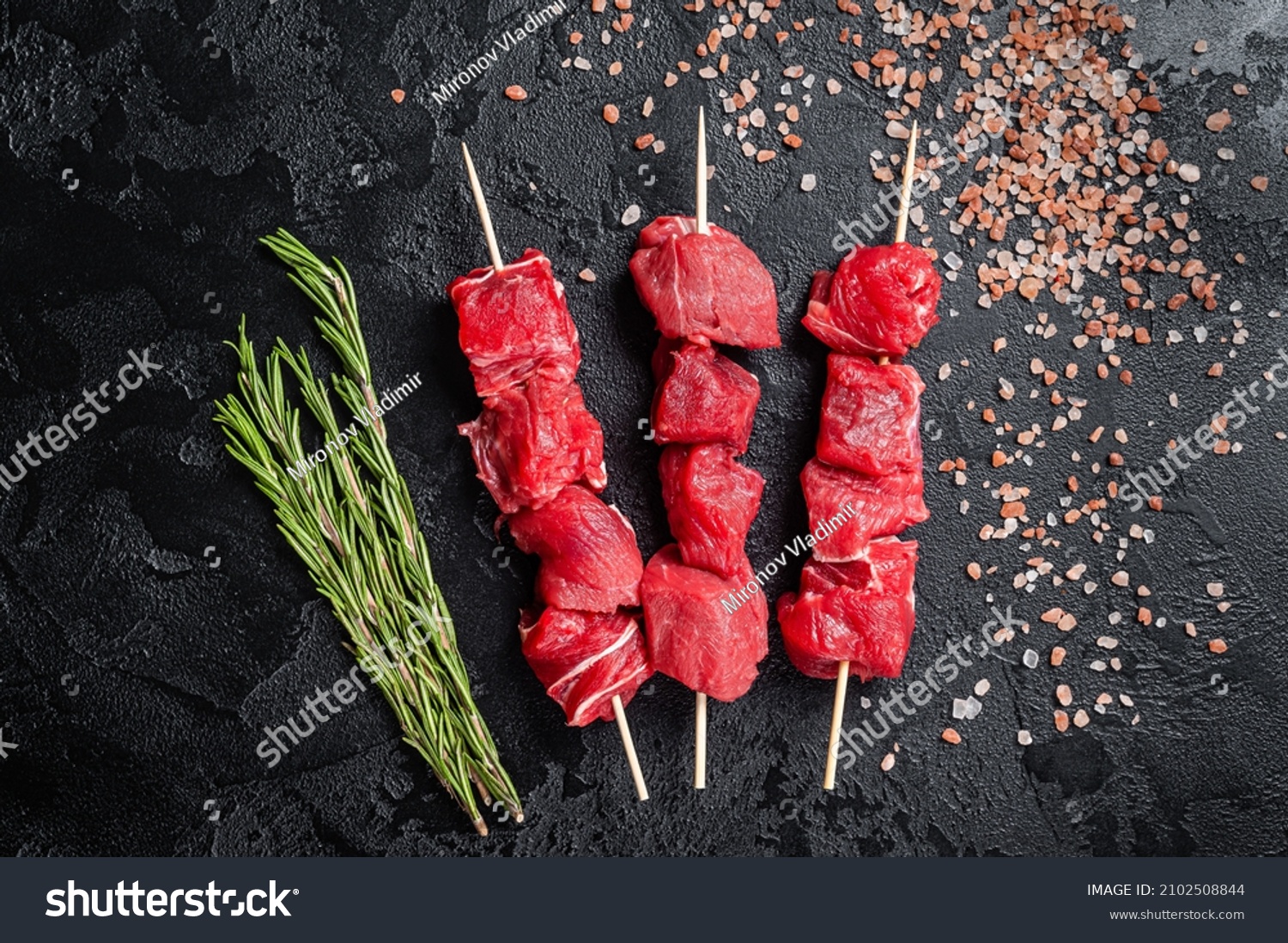 16,950 Raw beef skewers Images, Stock Photos & Vectors | Shutterstock