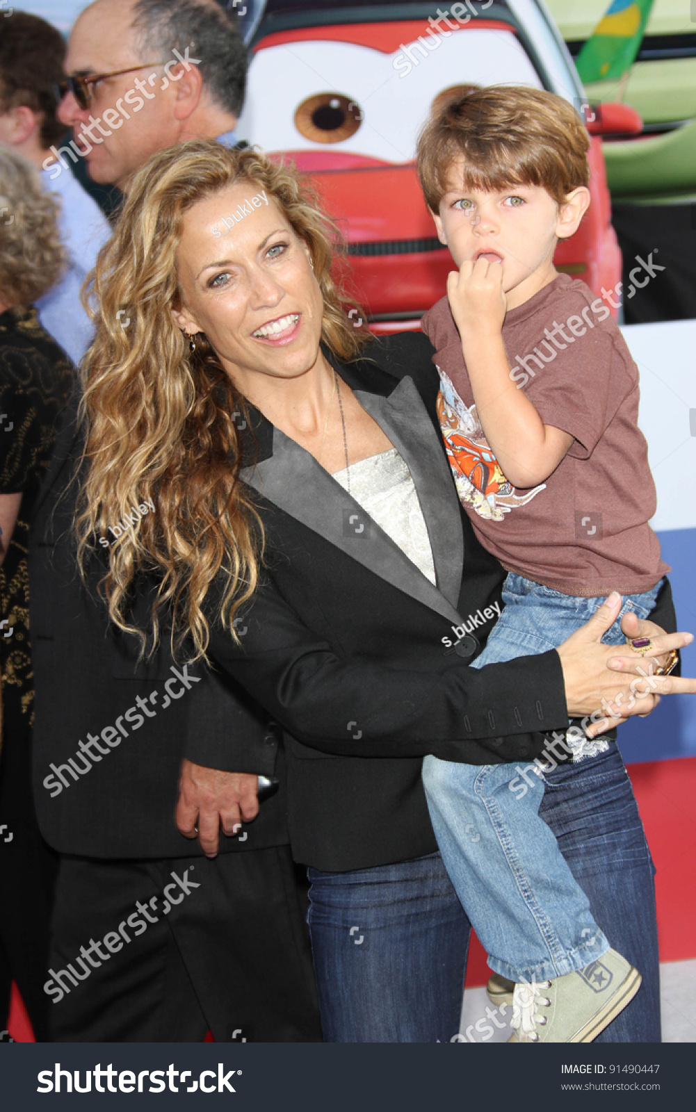 Sheryl Crow Son Wyatt Cars 2 Stock Photo (Edit Now) 91490447